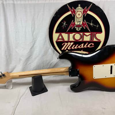 Fender Stratocaster HSS Guitar - Upgraded Electronics / Pickups - MIM Mexico 2004 - 3-Color Sunburst / Maple neck image 7