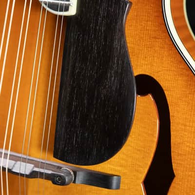 Eastman MD615-GB F-Style Acoustic/Electric Mandolin - Goldburst with Hardshell Case image 11