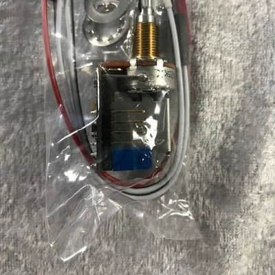 EMG B343 25K VLPF PUSH/PULL PPP ACTIVE TONE SHORT POT VARIABLE LOW PASS FILTER ( X SERIES PICKUPS ) image 2
