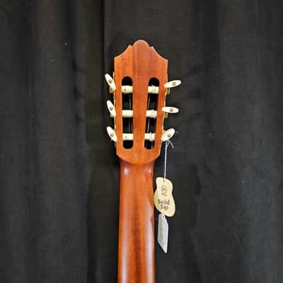 Immagine New Yamaha CG192S Spruce Top Classical Guitar w/non-original Gigbag - 5