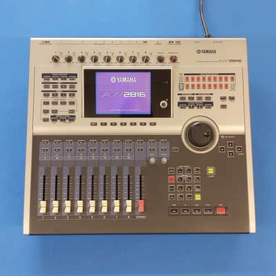 Yamaha AW2816 Professional Audio Workstation 16-Track Digital Recorder [2000s] image 4