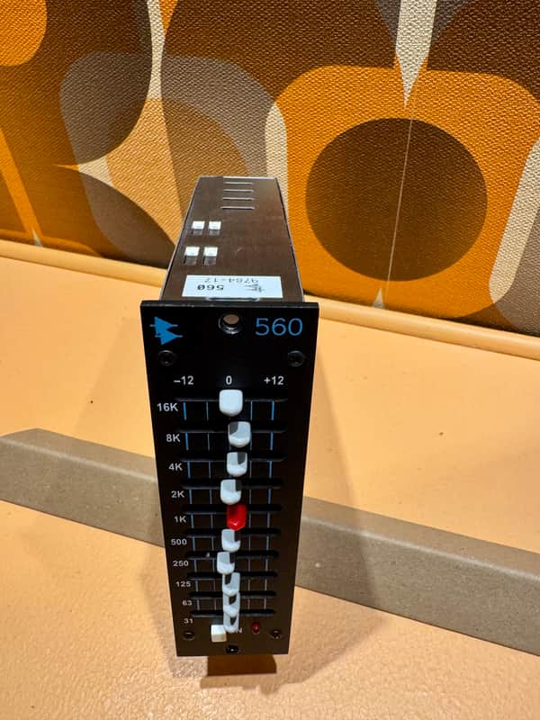 API 560 500 Series 10-Band Graphic Equalizer Module image 1
