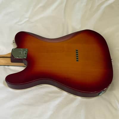 Vintage 2005 Fender American Deluxe Telecaster Rosewood Fretboard - Cherry Sunburst - Free Pro Setup image 11