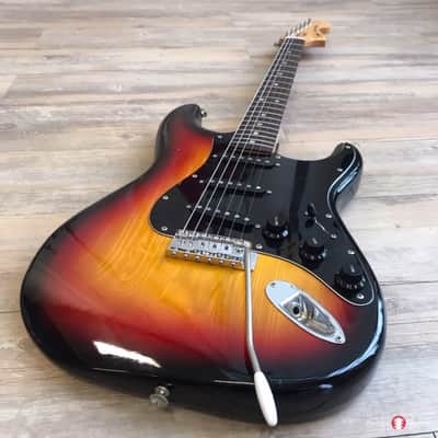 Tokai Silver Star SS48 1982 sunburst image 1