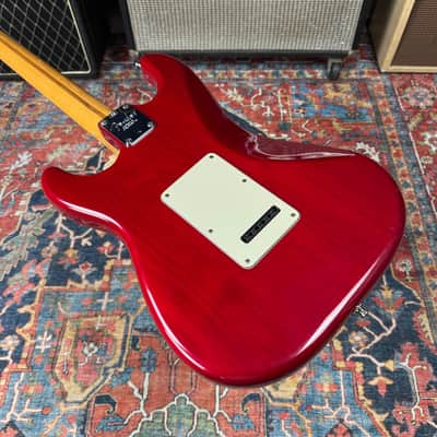 1998 Fender American Deluxe HSS Stratocaster w/Roller Nut & HSC image 8