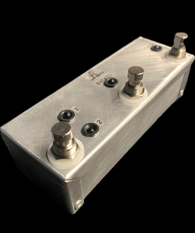 Loop-Master Clean/Dirty Effects Switcher PRO STRIP – True Bypass Dual Loop Pedal w/ Tuner Out & Master Bypass, USA Made, In Stock image 1