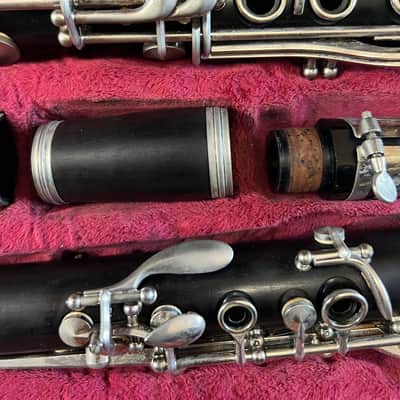 Buffet Crampon E11 Intermediate Bb Clarinet, Wood, made in Germany image 4