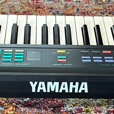 Yamaha PSR-6 Portable Keyboard image 2