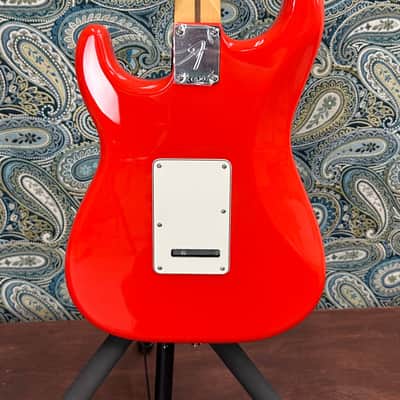 Fender Player Series II Stratocaster HSS Coral Red image 5