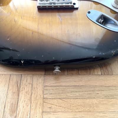 Fender Stratocaster 1983 - 2 Tone Sunburst image 7