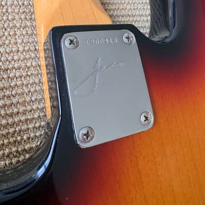 Fender Jaco Pastorius Jazz Bass USA 2010 – Fretless – 3 Tone Sunburst – Hardcase image 6