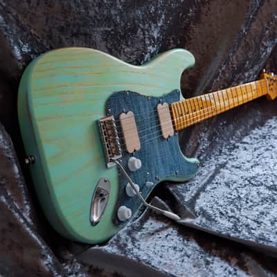 GB Liuteria Traditional Strato denim sky blue relic image 9