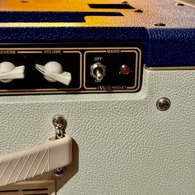 Vox AC10 C1 Custom TTCC Limited Edition 1x10” 2025 - Two Tone Blue & Cream image 12