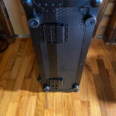 24 x 12.5 Blackout Series Pro Flat PedalBoard + Soft & Flight Cases image 10