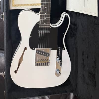 G&L U.S.A ASAT CLASSIC SEMI HOLLOW 2020 NOS - White image 2