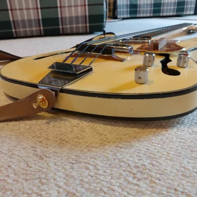 Royal Artist Bruno Rare 1960s Vintage Short-Scale Bass w/Gig Bag image 8