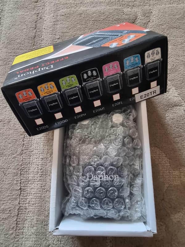 Daphon E20TR Tremolo with original box and improvements - like new image 1