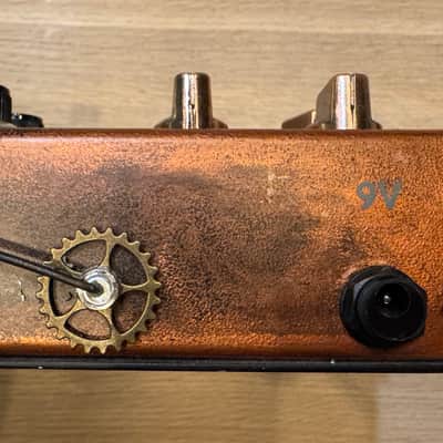 JAM Pedals Custom Multi-Pedal (2022) – Red Muck, Rattler, Lucydreamer, Dynassor + Boss TU-3 Tuner – Hand-Painted Steampunk – Original Wooden Case image 8