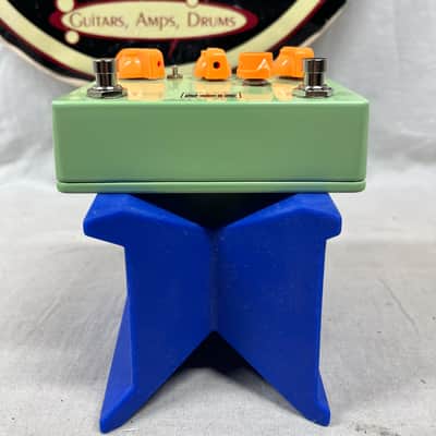 Analog Noir Dual MkI mk1 v1 Tone Bender Rangemaster Treble Booster Pedal with Box - Pastel Green with Neon Orange Knobs image 3