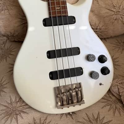 PRS 4 String bass 1989 - Pearl White image 1