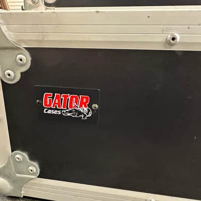 Peavey Tour Series 700w Bass Amp Head 2010s - Silver/Black image 7
