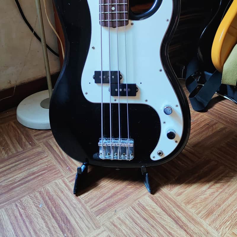 1992-1994 Squier Precision Negro