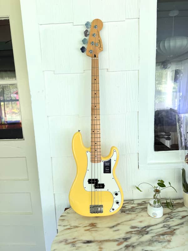 Fender Player Precision Bass with Maple Fretboard