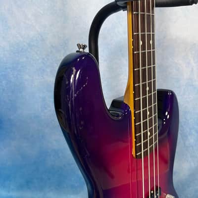 Fender Japan JB-62 Jazz Bass Magenta Burst, MIJ image 6