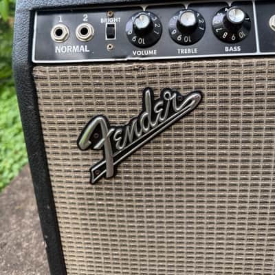 Fender Pro Reverb 2-Channel 40-Watt 2x12" Guitar Combo 1965 - 1967 - Black Panel image 4