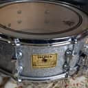 Premier Signia Marquis  MINT