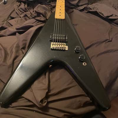 Kramer  Vanguard  81/82 - Black strathead image 1