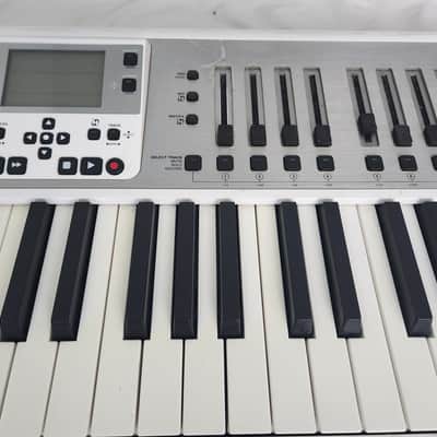 M-Audio Axiom AIR 61 Key USB MIDI Keyboard Controller 2010s - Black image 4
