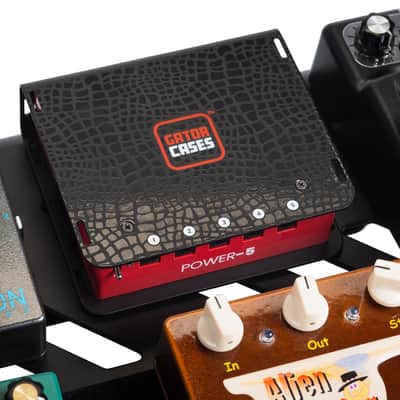 Gator Power-5 Effects Pedal Power Supply with 5 Isolated Outputs image 3