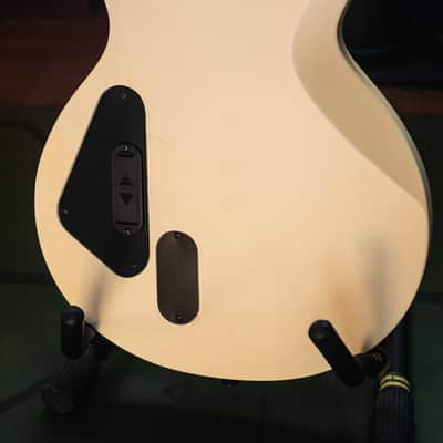 ESP LTD EC-407  - 2014 - Snow White Satin KOREA image 3