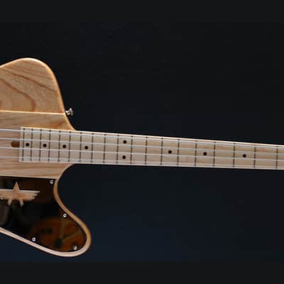 Mike Lull JAXT4 Jeff Ament signature Thunderbird bass image 3