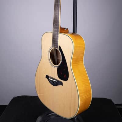 Yamaha FG840 Acoustic Natural Dreadnaught Guitar - Solid Top, Maple Back and Sides image 5
