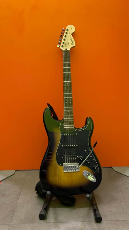 Squier Stratocaster Affinity HSS 2010s Brown sunburst image 1
