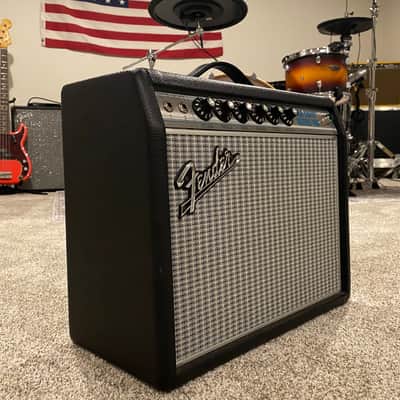 Fender '68 Custom Pro Vibro Champ Reverb 5-Watt 1x10" Guitar Combo 2021 - Present - Black image 2