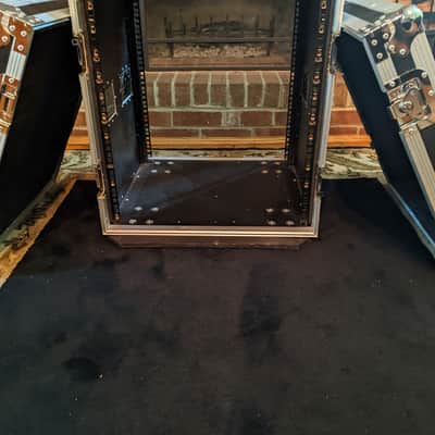 12U Space Road Rack Case with Casters and Covers image 4