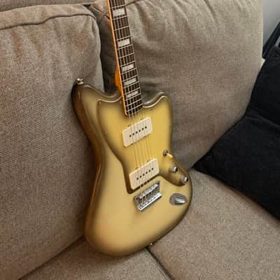 Squier Vintage Modified Baritone Jazzmaster with Rosewood Fretboard 2015 - 2017 - Antigua image 2