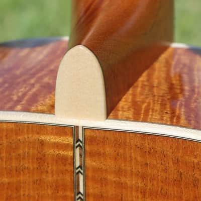 Goodall Traditional OOO, Fiddleback Mahogany / Italian Spruce image 17