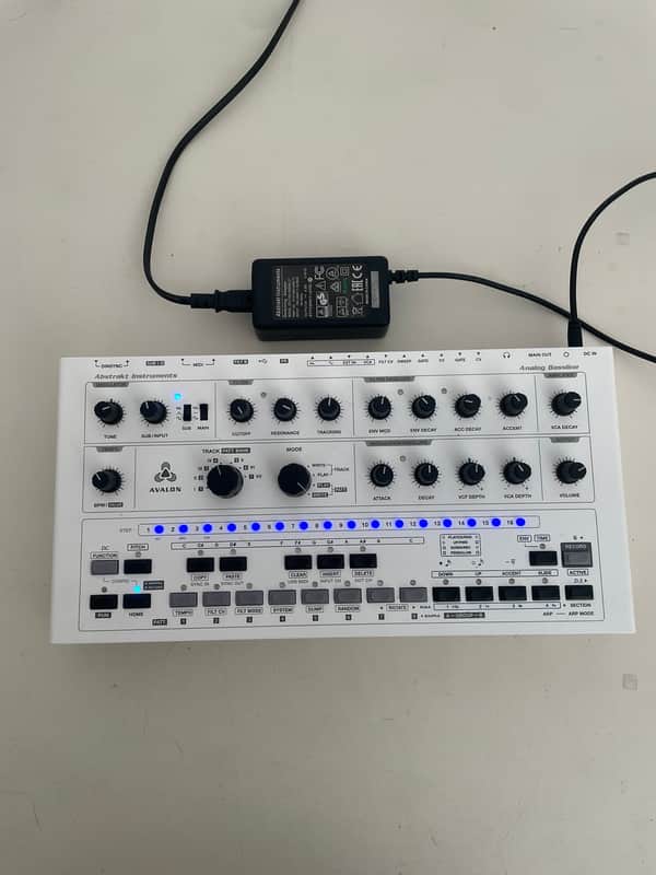 Abstrakt Instruments Avalon 2020 + 3 filter cards image 1
