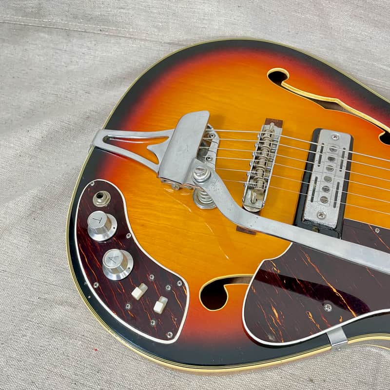 Decca DMI-501 1960s Sunburst Semi Hollow Short Scale Teisco | Reverb