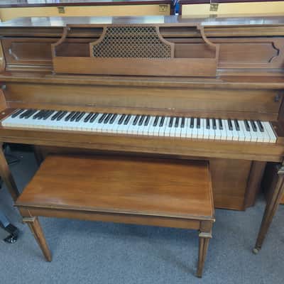Yamaha M204 SN 103353 - Walnut image 1
