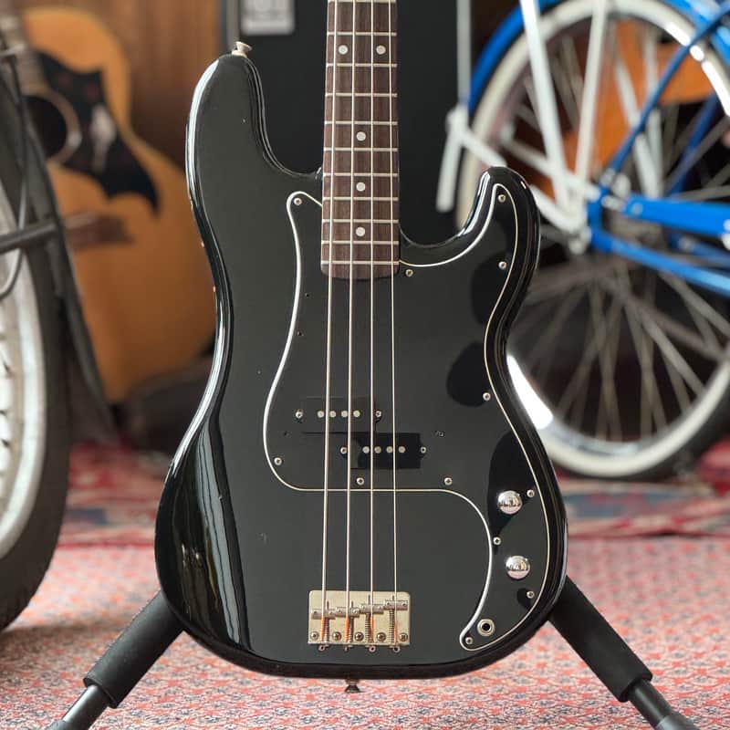 Fresher Personal Bass 4th Gen. – Black, Lawsuit Era, mid-80s