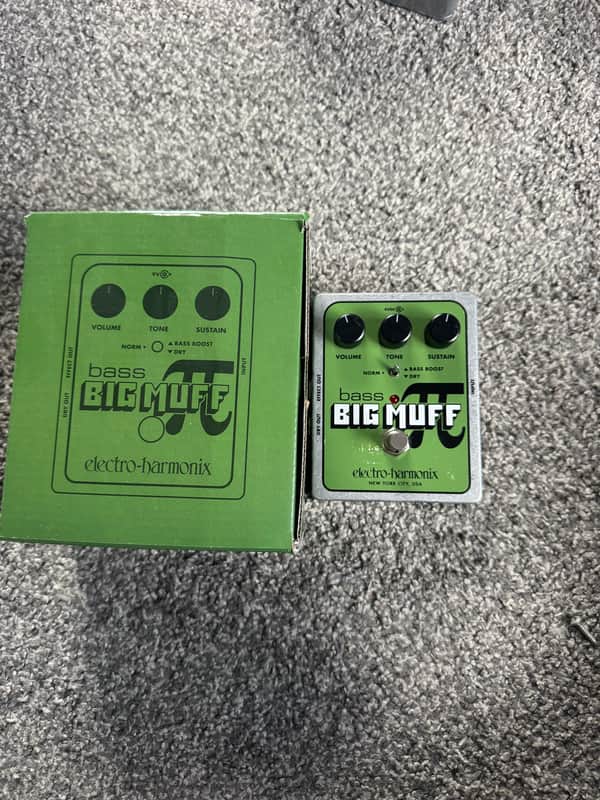 Electro-Harmonix Bass Big Muff Pi Distortion / Sustainer 2024 Green image 1