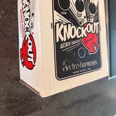 Electro-Harmonix Knockout Attack EQualizer 2008 - 2021 - Black / Yellow / Red image 1