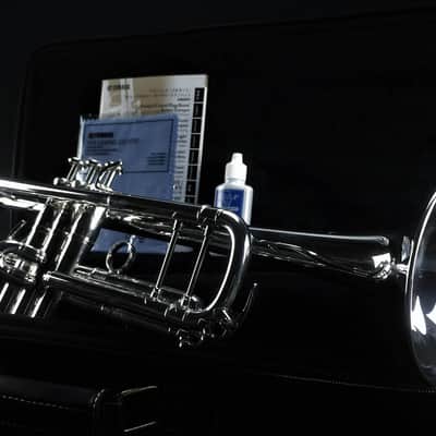 Yamaha YTR-8335IIS Xeno Bb Trumpet, Silver (Special Order) image 2