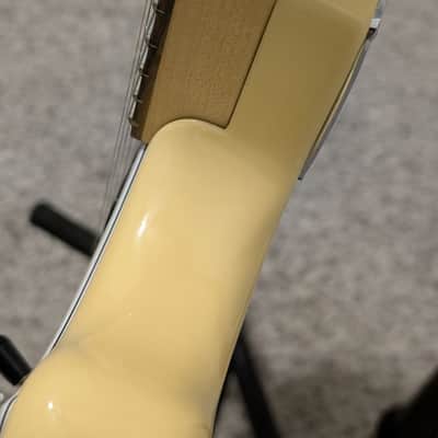 Fender American Performer Mustang with Rosewood Fretboard 2018 - Present Vintage White image 6