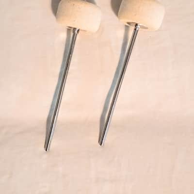 UNMARKED VINTAGE STYLE FELT ENDED BASS DRUM BEATERS PAIR (2)-FREE SHIP TO C-USA! image 2